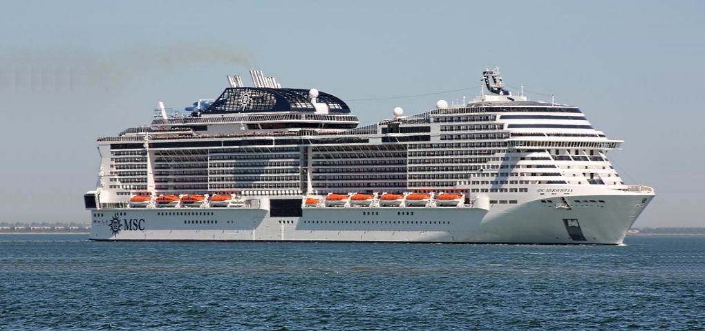 Nave MSC Meraviglia Ship Night